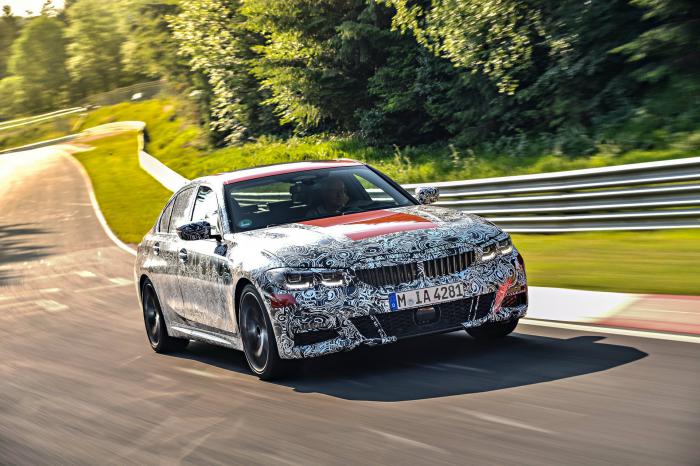  BMW   teaser   .
