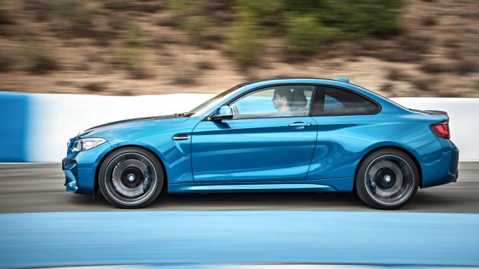 Στην εικόνα βλέπετε την BMW M2 coupe.