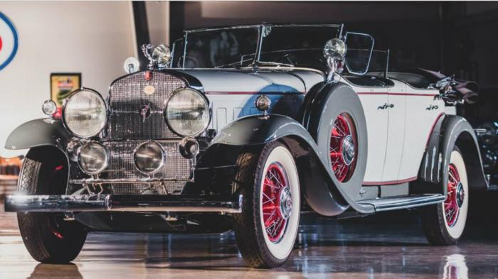 Cadillac  V16   ߻
