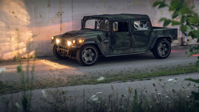         Hummer      DNA supercar    .