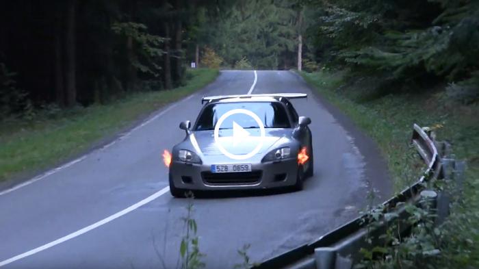 Honda S2000 «λυσσάει» μανιασμένα σε ανάβαση [video]