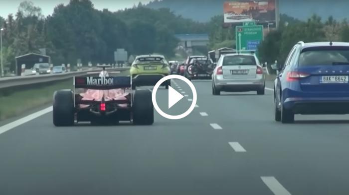 Κάφρος βγήκε βόλτα με Formula σε αυτοκινητόδρομο! [video]