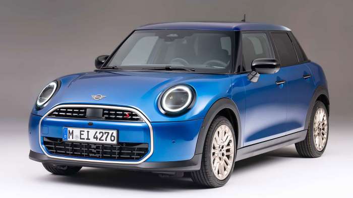   5 MINI Cooper