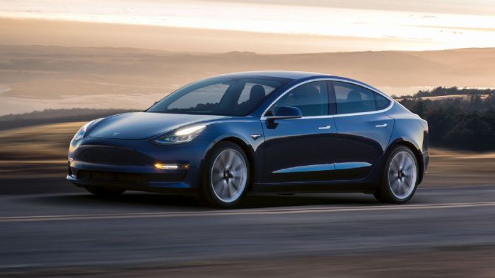         Tesla Model 3.