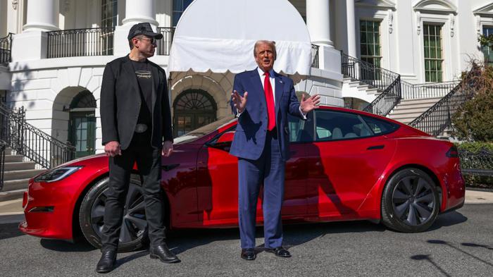 Έρευνα: Το 67% των Αμερικανών δε θα αγόραζε Tesla