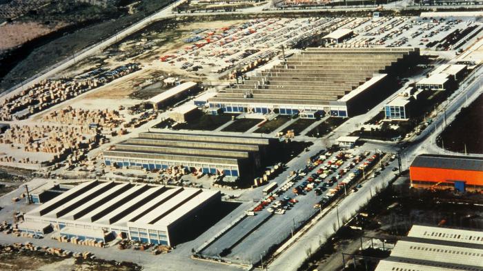 Λίγα λόγια για το εργοστάσιο της Nissan στο Βόλο Λίγα λόγια για το εργοστάσιο της Nissan στο Βόλο