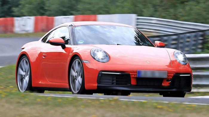     Porsche 911     .