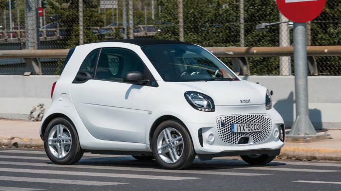 Δοκιμάζουμε το αμιγώς ηλεκτρικό smart EQ fortwo Δοκιμάζουμε το αμιγώς ηλεκτρικό smart EQ fortwo