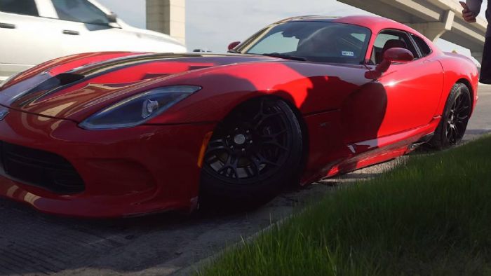 Viper SRT    [video]