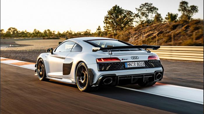 Πως σχολίασαν οι αναγνώστες τη δοκιμή του Audi R8 που «δεν στρίβει»; 