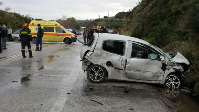 Δεν πρέπει να ξεχνάμε ότι η οδική ασφάλεια είναι υπόθεση όλων μας.(φωτογραφία αρχείου)